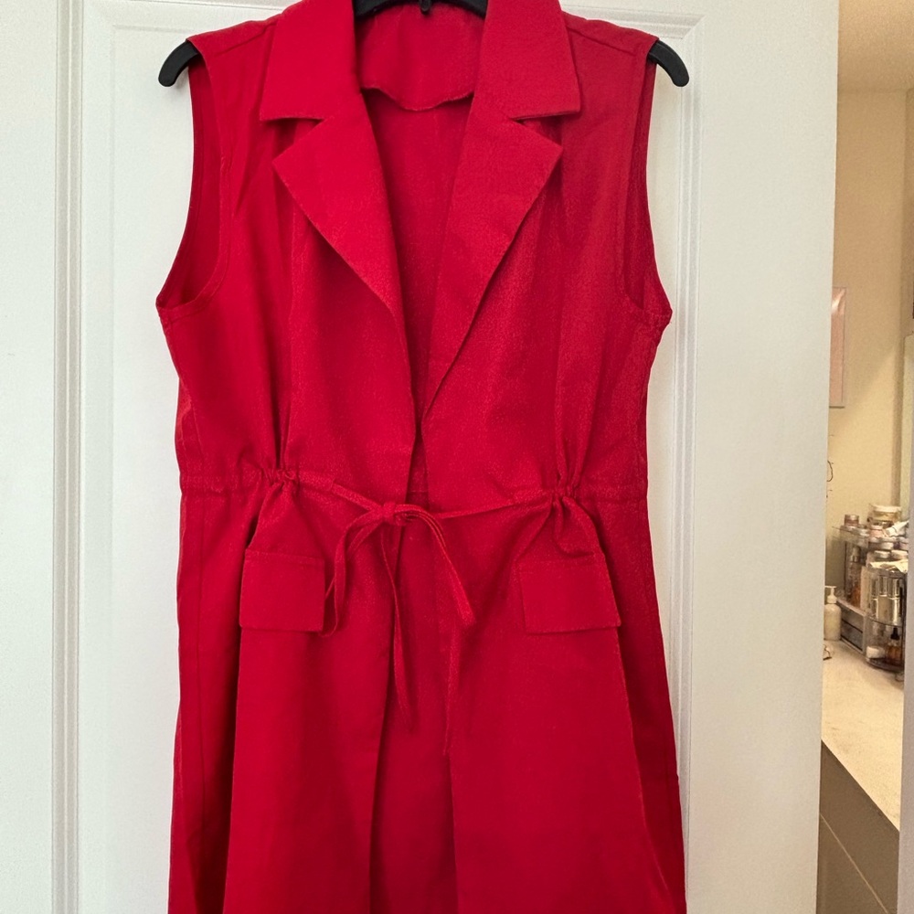 Chic Red Sleeveless tunic with Tie Waist